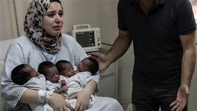 في عام 1995 رحل تركها وحيدة مع خمسة أطفالٍ سود البشرة وبعد ثلاثين عامًا ظهرت الحقيقة