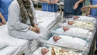 أنجبت عشرة أطفال